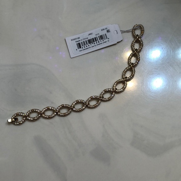 Lauren Ralph Lauren Gold Tone Pave Crystal Encrusted Oval Link Bracelet NWT - Picture 2 of 16